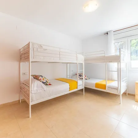 Family-friendly For 8 Guests